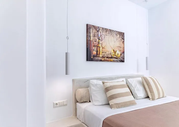 Premium Naxos Family With Private Balcony Modern Furnishing Naxos City